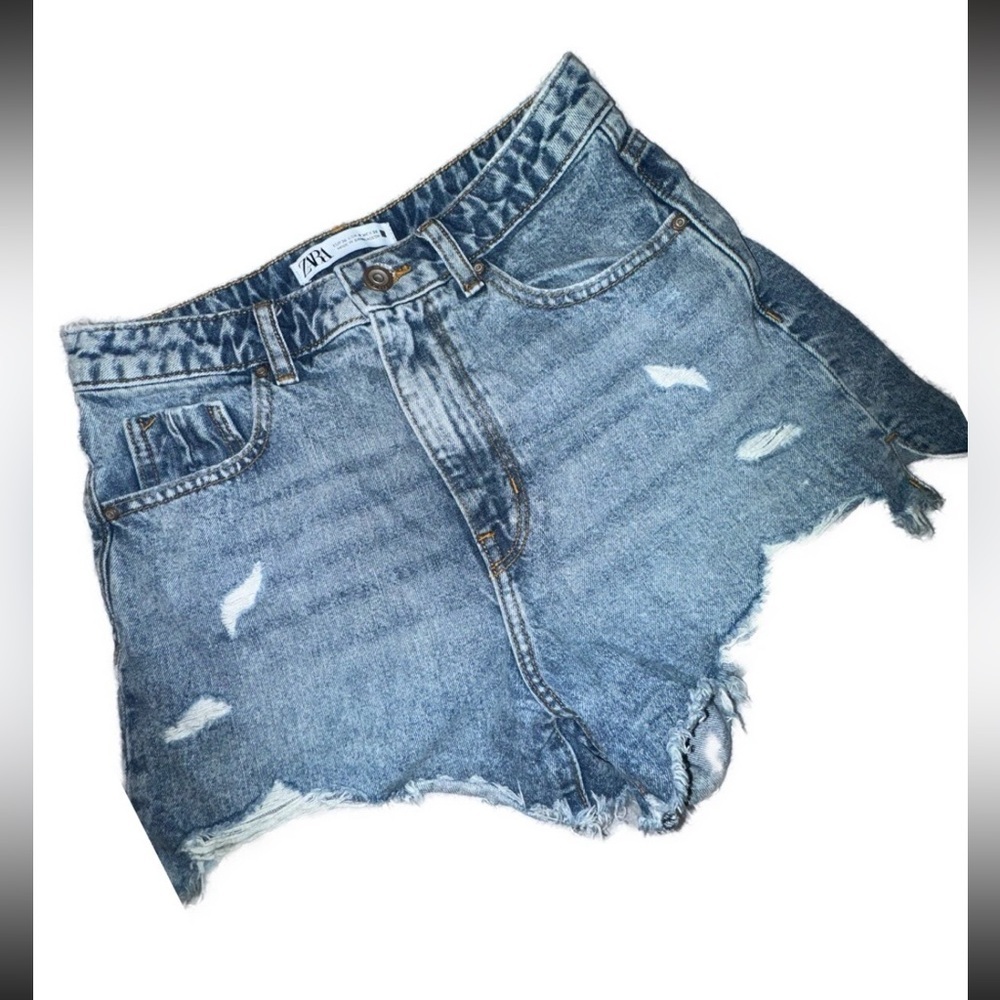 🖤 ZARA Distressed Denim Shorts - Size 4 / 26 | High Rise | Raw Hem - Picture 4 of 9
